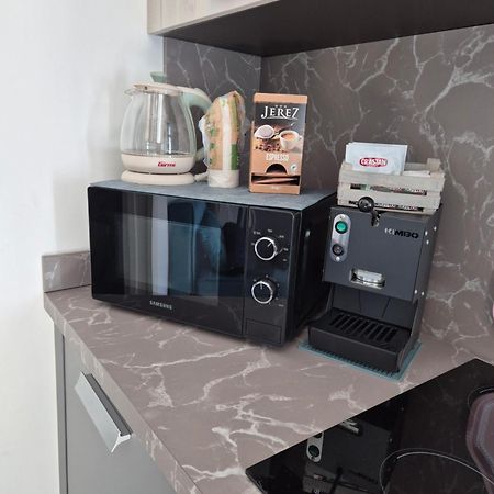 Flat B&B Terry In Ercolano Napoli Esterno foto